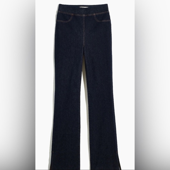 Madewell Pull On Jeans in dark wash size 26! - Picture 11 of 11